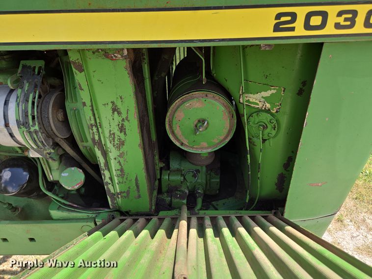 image for item EN3762 1974 John Deere 2030 tractor