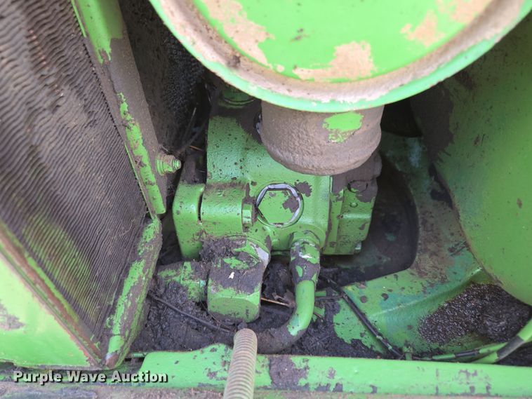 image for item EN3762 1974 John Deere 2030 tractor