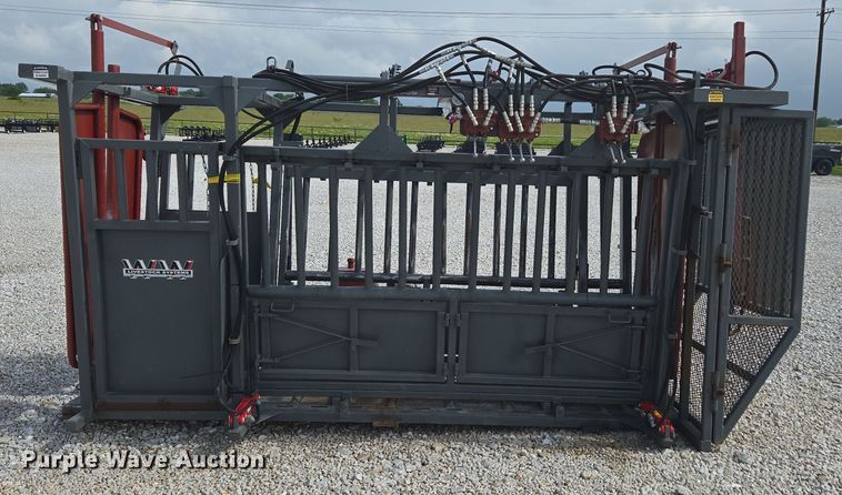 image for item EN3780 WW Livestock Systems livestock chute