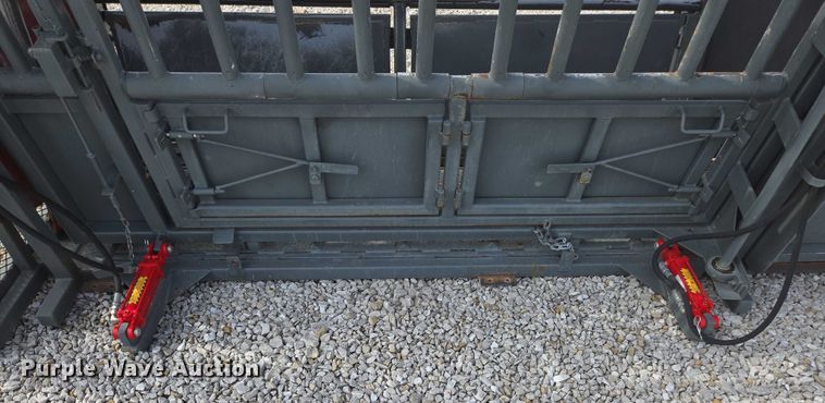 image for item EN3780 WW Livestock Systems livestock chute