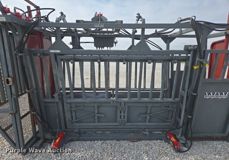 image for item EN3780 WW Livestock Systems livestock chute