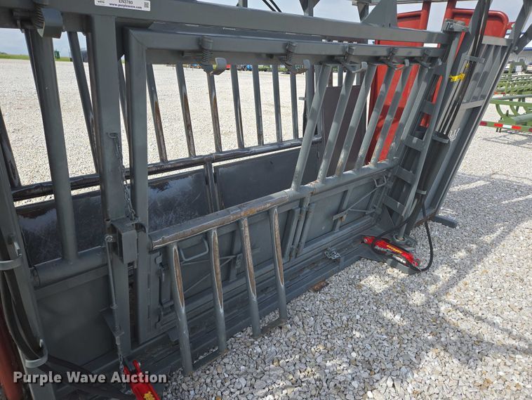 image for item EN3780 WW Livestock Systems livestock chute