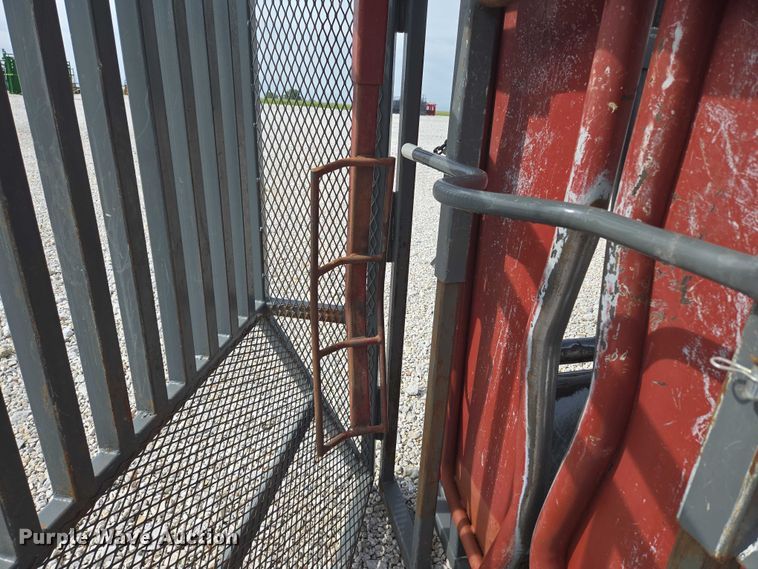 image for item EN3780 WW Livestock Systems livestock chute