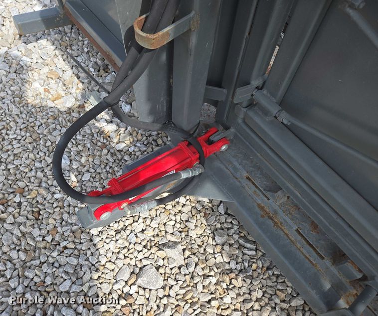 image for item EN3780 WW Livestock Systems livestock chute