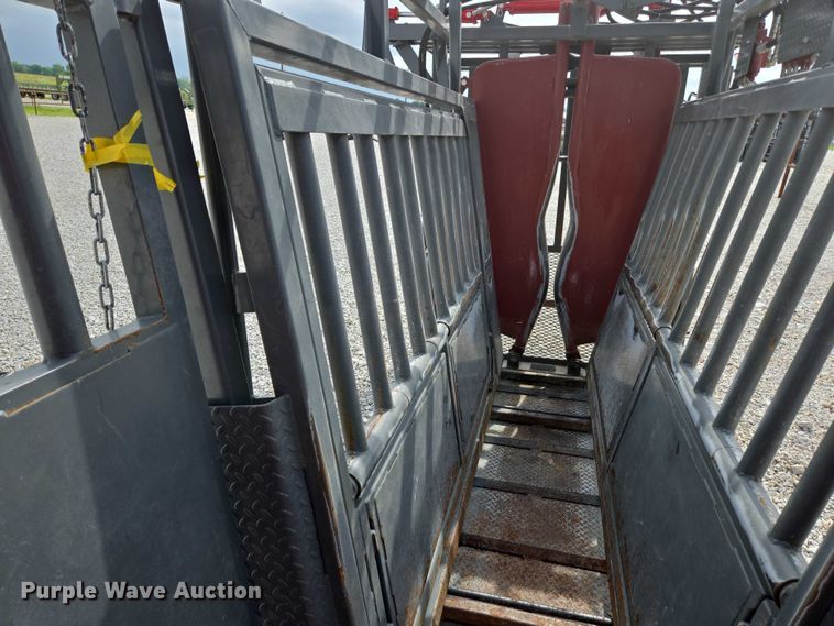 image for item EN3780 WW Livestock Systems livestock chute