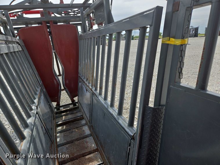 image for item EN3780 WW Livestock Systems livestock chute