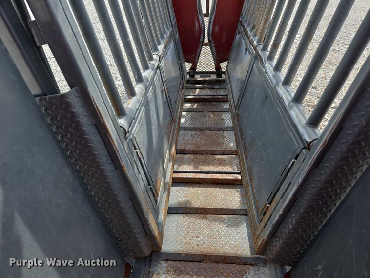 image for item EN3780 WW Livestock Systems livestock chute