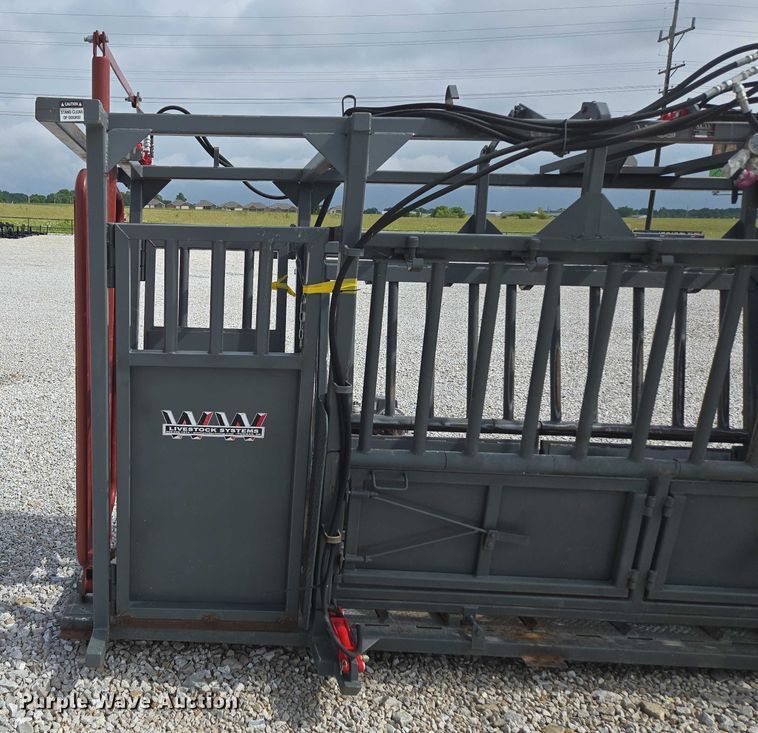 image for item EN3780 WW Livestock Systems livestock chute