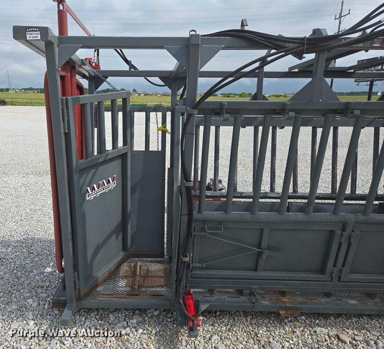 image for item EN3780 WW Livestock Systems livestock chute