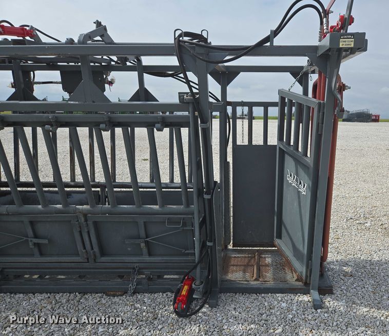 image for item EN3780 WW Livestock Systems livestock chute