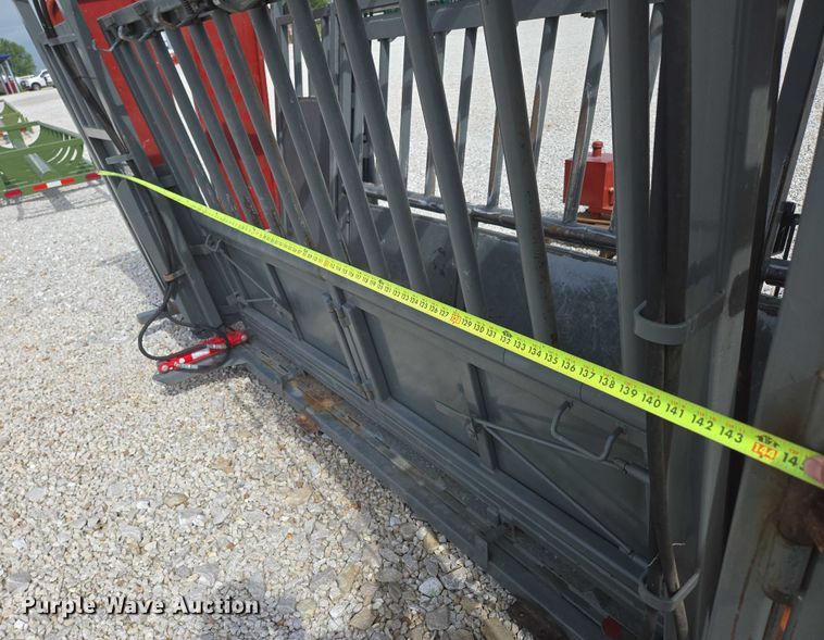 image for item EN3780 WW Livestock Systems livestock chute