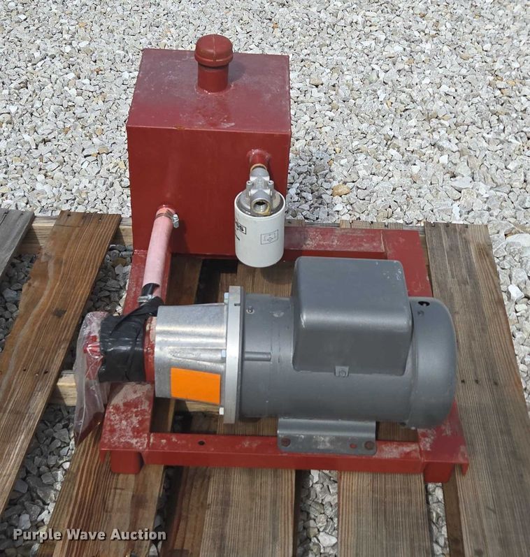 image for item EN3780 WW Livestock Systems livestock chute