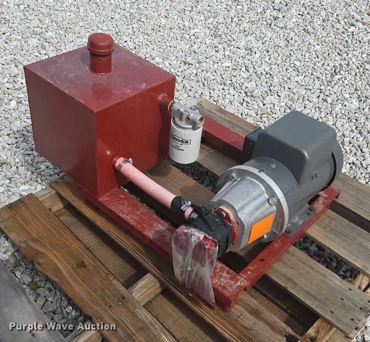 image for item EN3780 WW Livestock Systems livestock chute