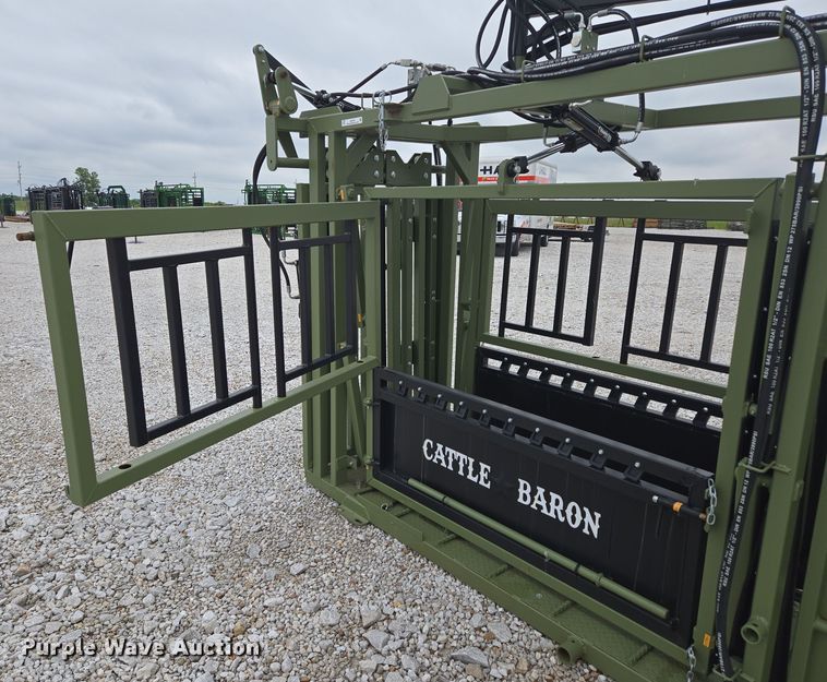 image for item EN3781 Cattle Baron livestock squeeze chute