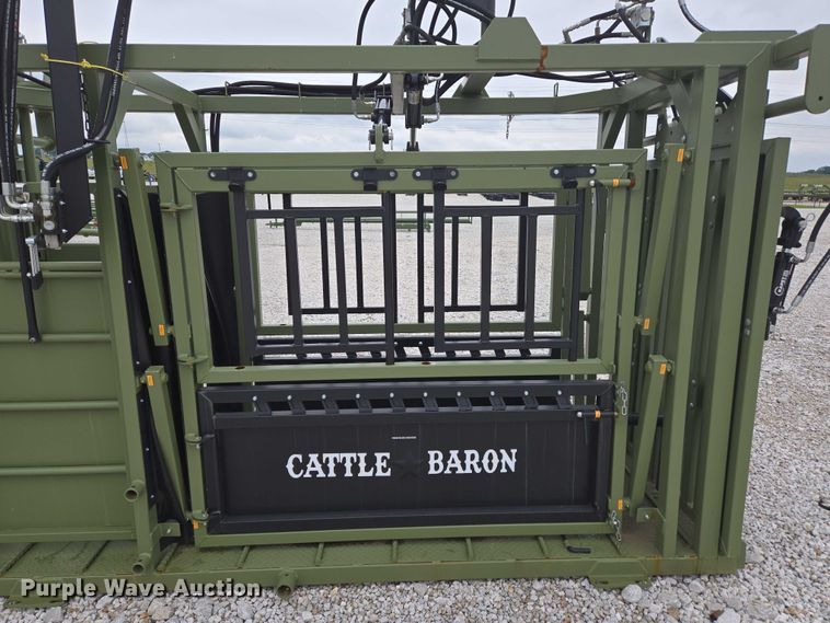 image for item EN3781 Cattle Baron livestock squeeze chute