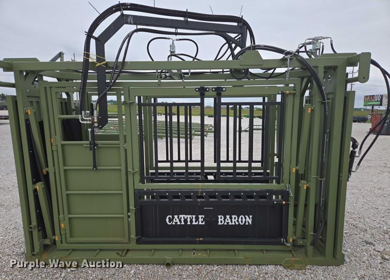 image for item EN3782 Cattle Baron livestock squeeze chute
