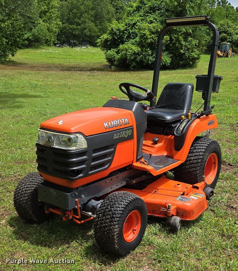 image for item EN3789 Kubota BX1830D lawn tractor