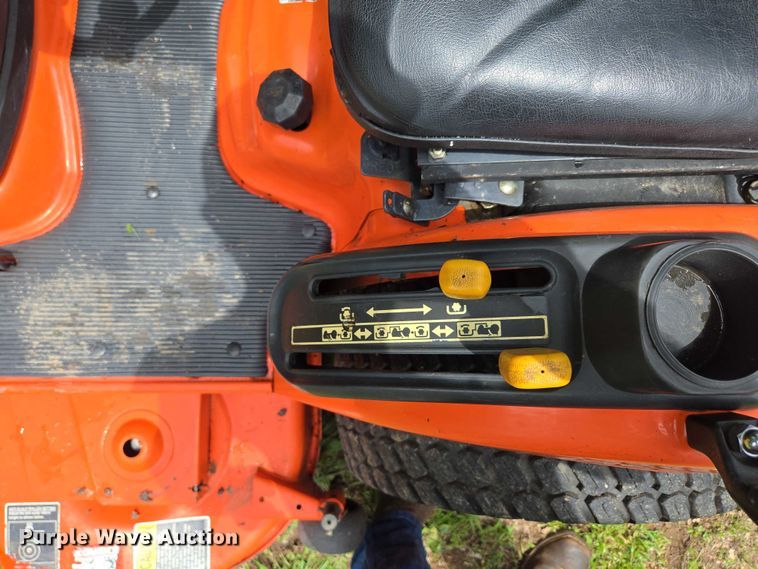image for item EN3789 Kubota BX1830D lawn tractor