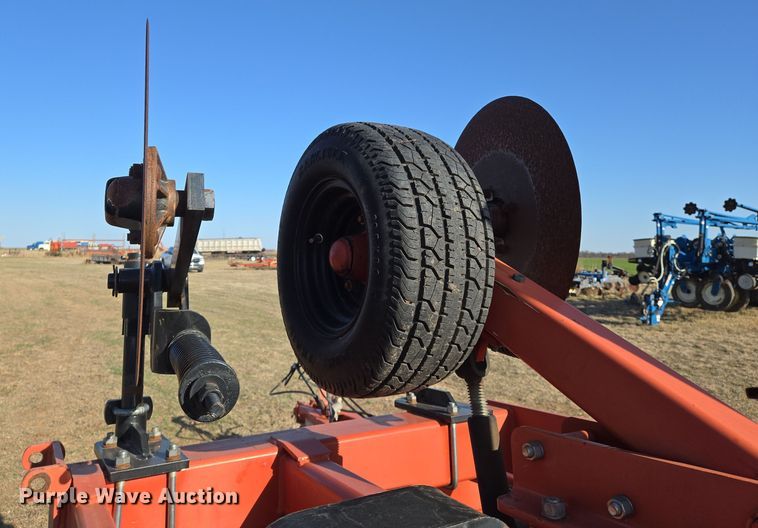 image for item EN8753 2010 Krause 4830-930F disk ripper