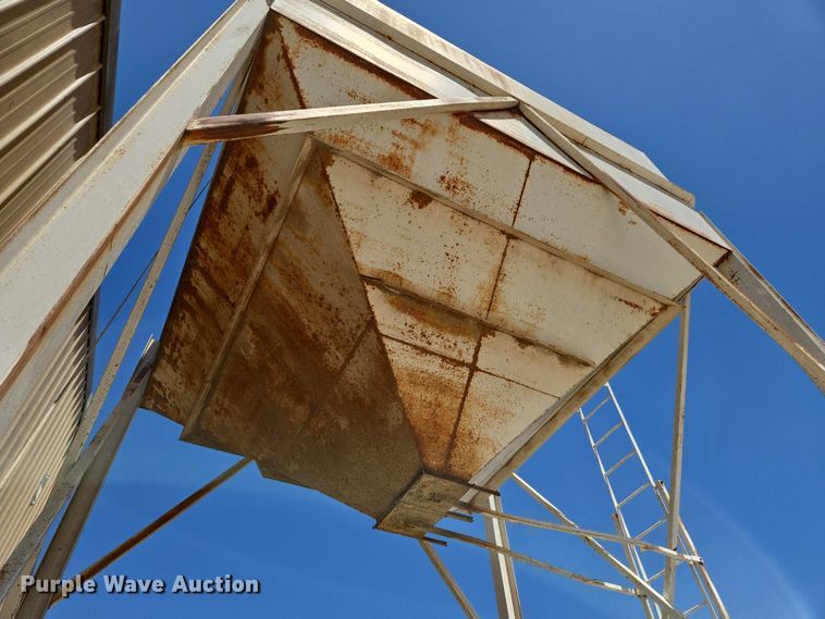 image for item EO0831 Grain bin