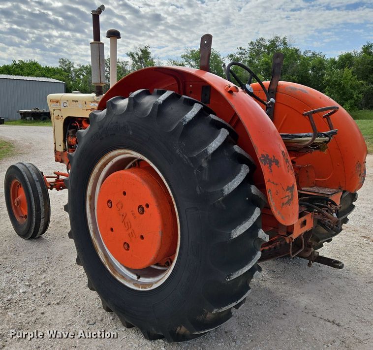 image for item EO0911 1960 Case 940 tractor