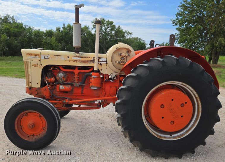 image for item EO0911 1960 Case 940 tractor