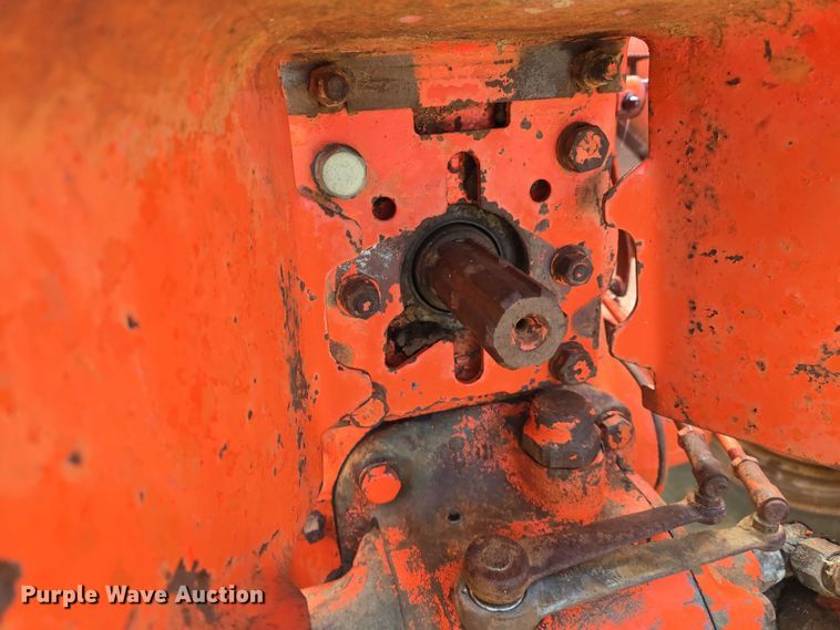 image for item EO0911 1960 Case 940 tractor