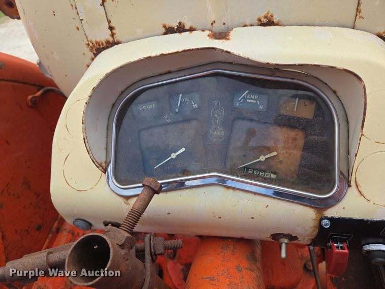 image for item EO0911 1960 Case 940 tractor