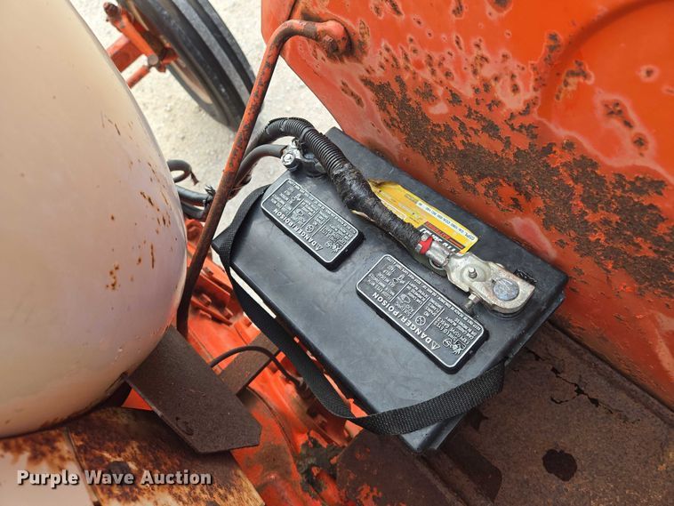 image for item EO0911 1960 Case 940 tractor