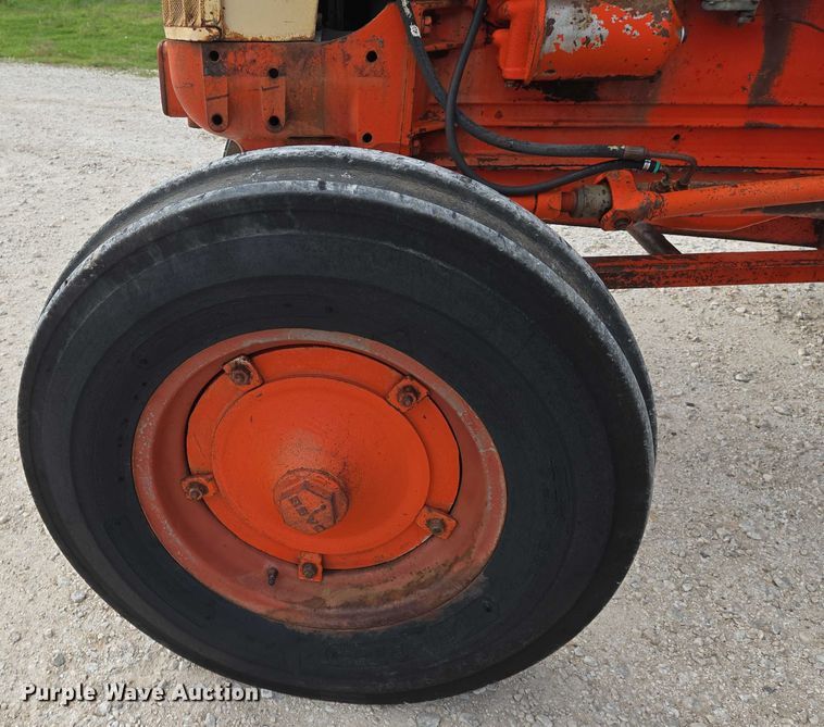 image for item EO0911 1960 Case 940 tractor