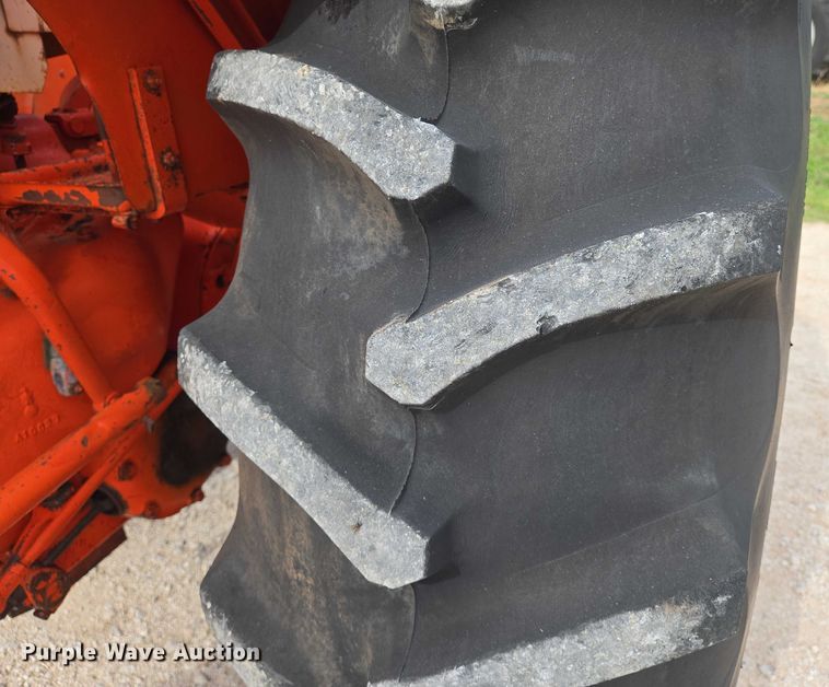 image for item EO0911 1960 Case 940 tractor