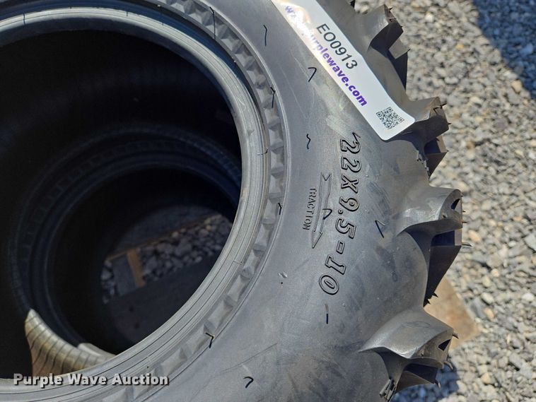 image for item EO0913 (4) Cayman XT tires