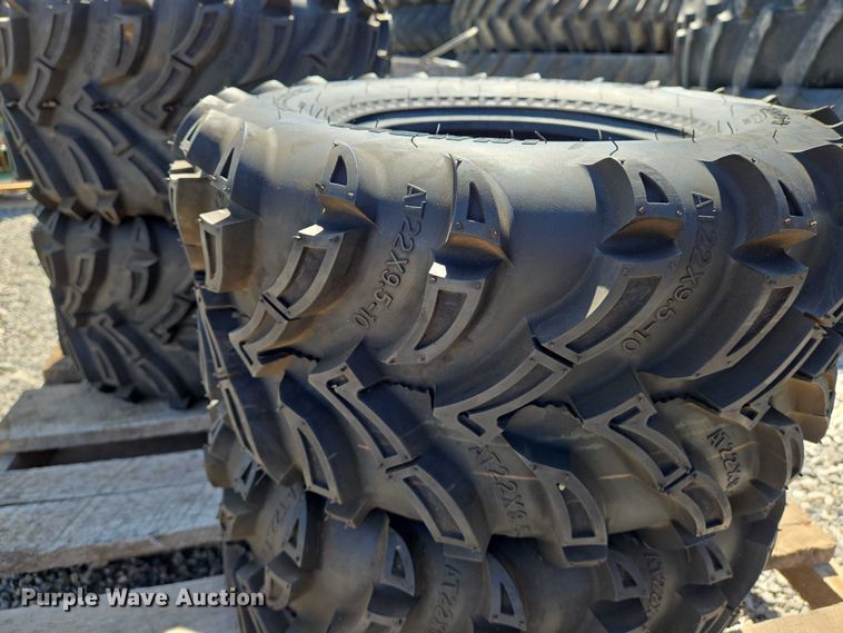 image for item EO0913 (4) Cayman XT tires