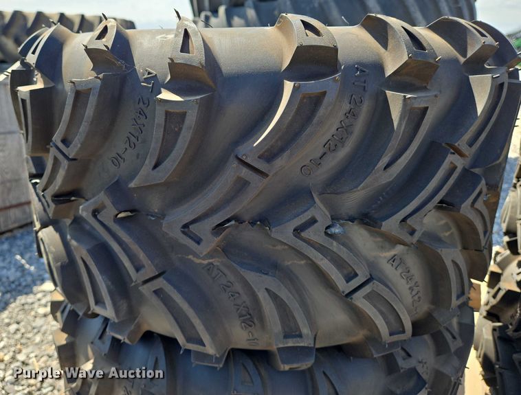 image for item EO0913 (4) Cayman XT tires