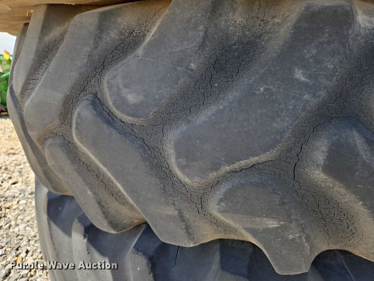 image for item EO0914 (4) Goodyear tires and wheels