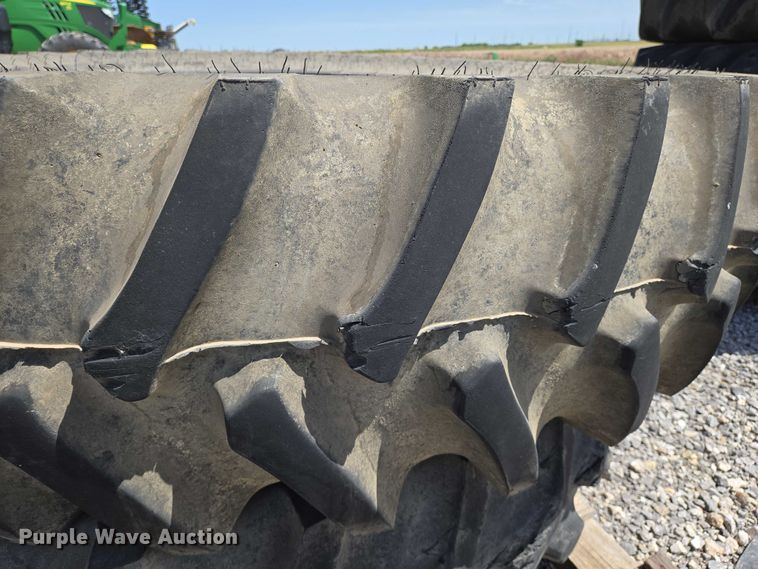 image for item EO0915 (2) Firestone 480/80R42 tires