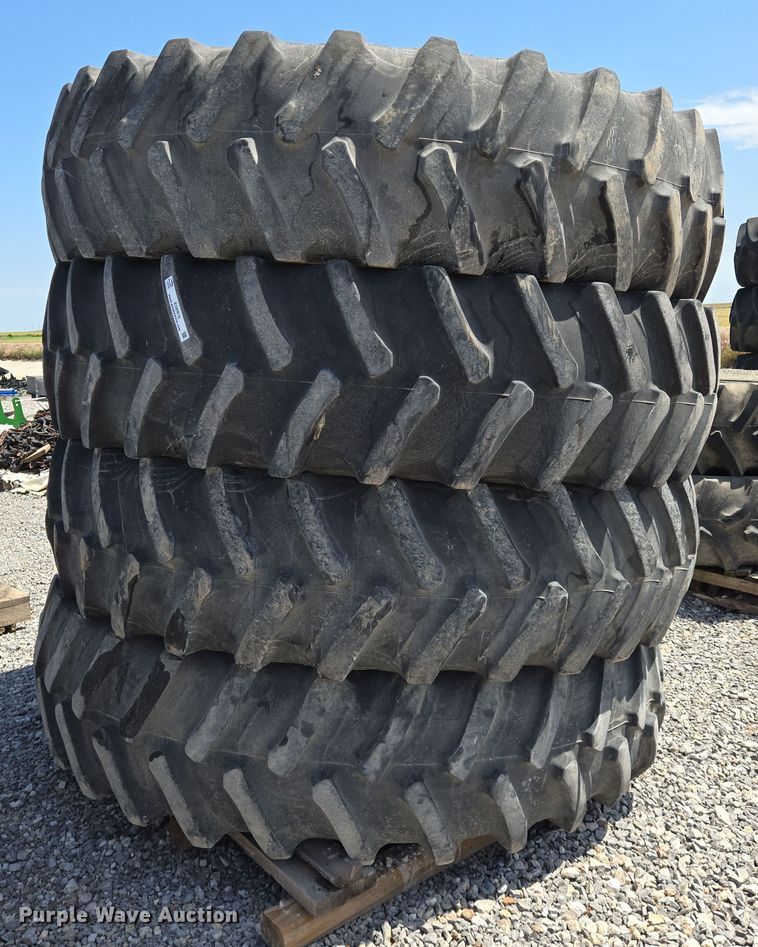 image for item EO0916 (4) Firestone 480/80R50 tires