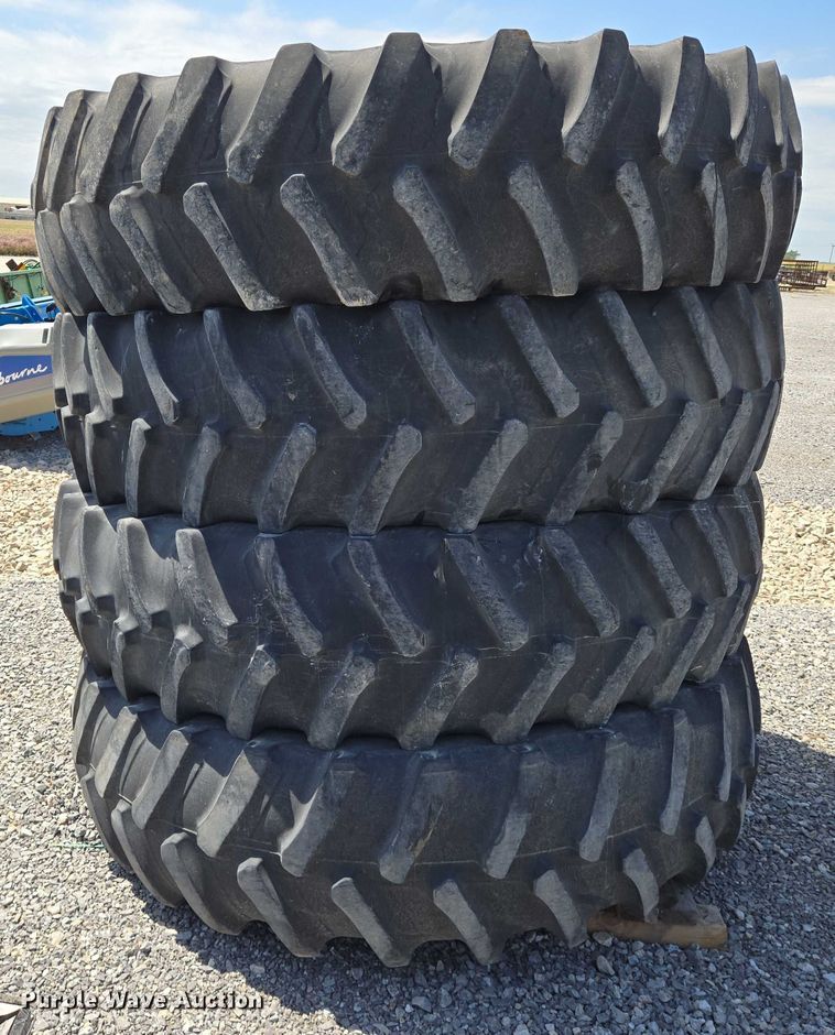 image for item EO0916 (4) Firestone 480/80R50 tires