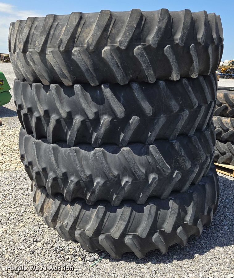 image for item EO0916 (4) Firestone 480/80R50 tires