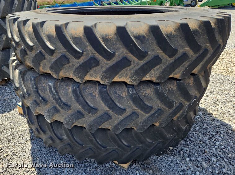 image for item EO0917 (3) Firestone 380/105R50 tires