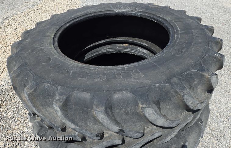 image for item EO0918 (4) Firestone 420/85R34 tires