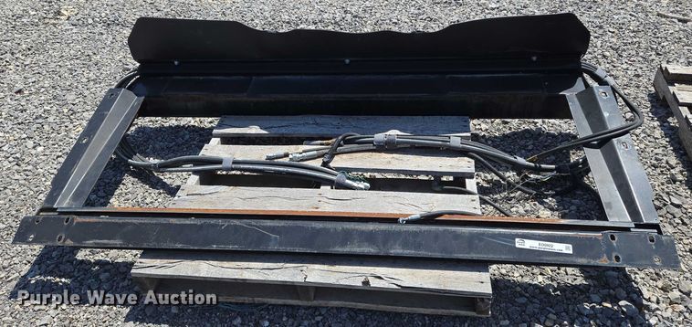 image for item EO0922 Header adapter