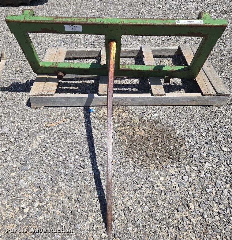 image for item EO0923 MDS 2660 bale spear