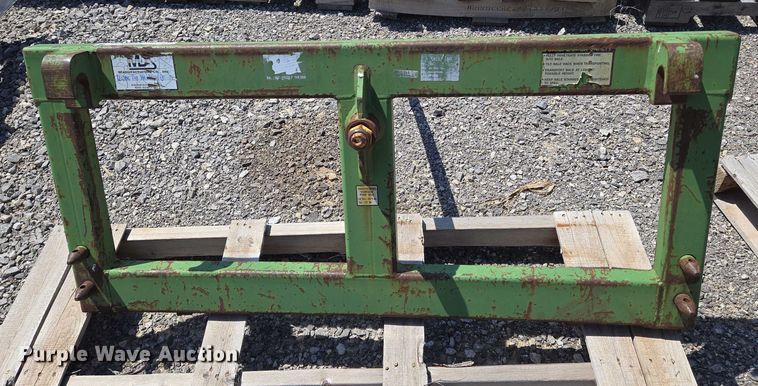 image for item EO0923 MDS 2660 bale spear