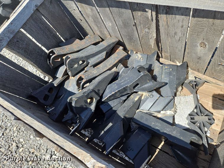 image for item EO0928 Approximately 18 chisel shanks