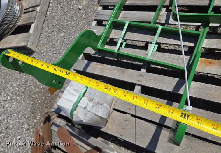 image for item EO0929 John Deere hood guard