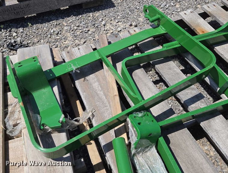 image for item EO0929 John Deere hood guard