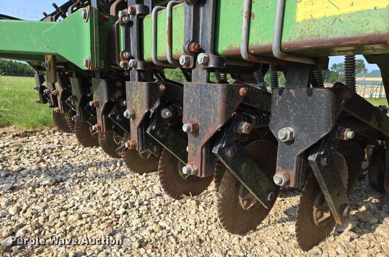 image for item EO0937 Great Plains no-till grain drill