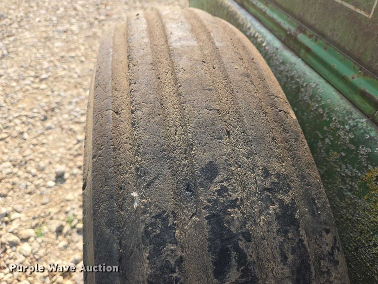 image for item EO0937 Great Plains no-till grain drill