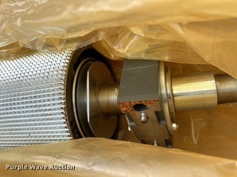 image for item EQ4857 Claas kernel processor roller